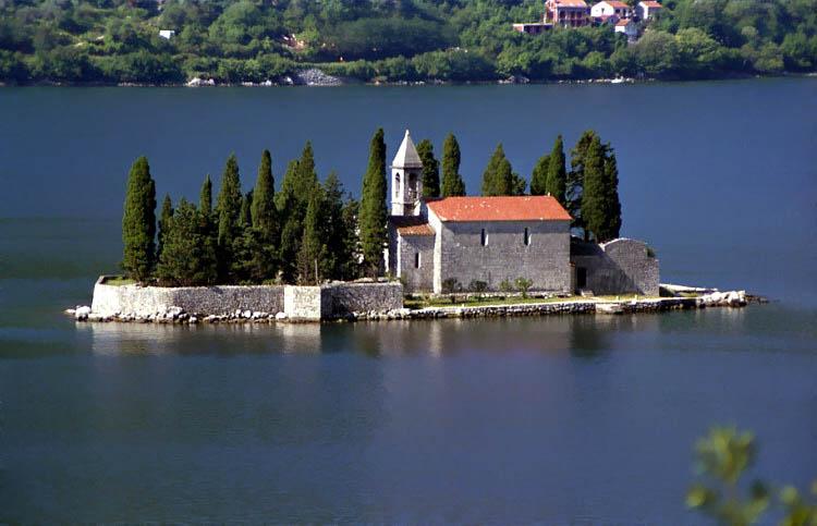 bocche cattaro chiesa.JPG